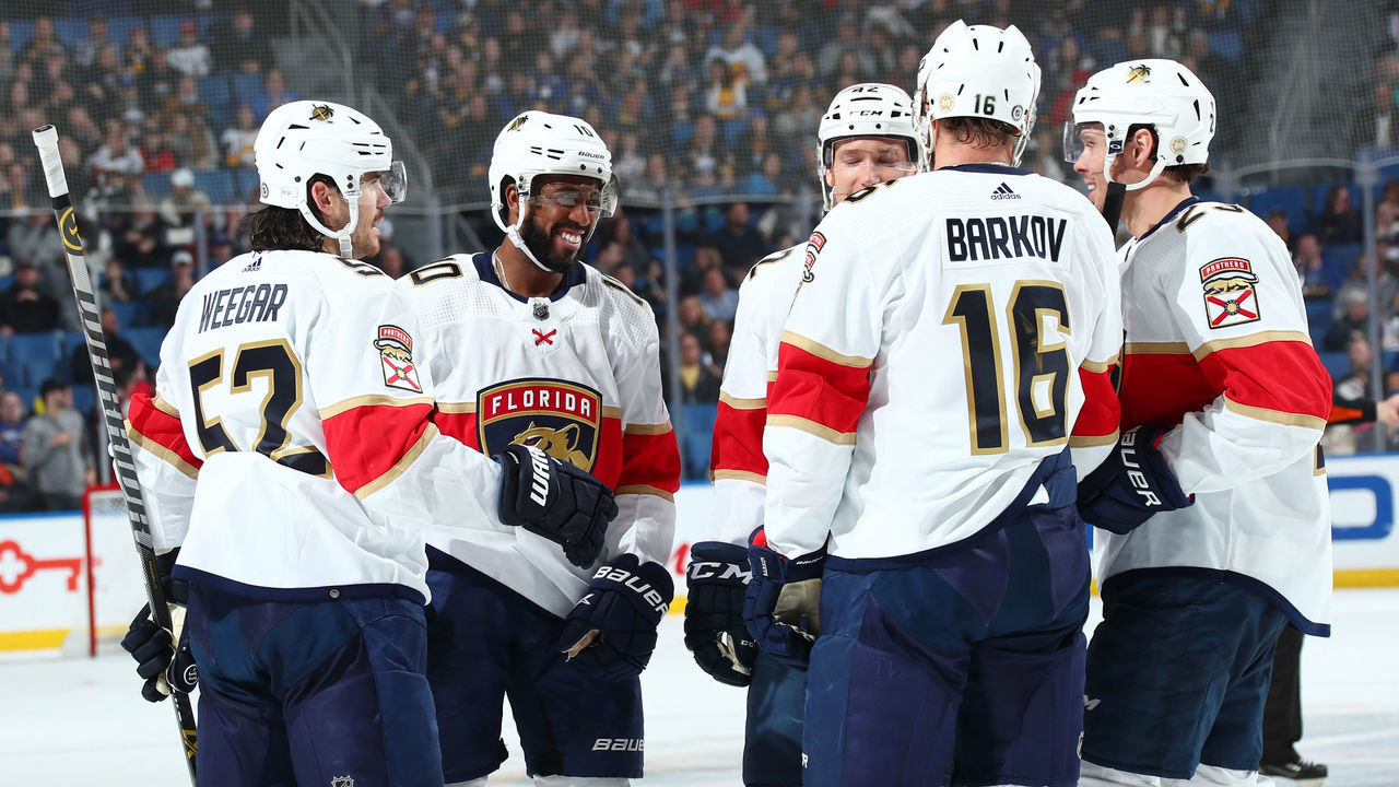 BUFFALO, NY - APRIL 3: Anthony Duclair #10 of the Florida Panthers celebrates his second period goal with teammates during an NHL game against the Buffalo Sabres on April 3, 2022 at KeyBank Center in Buffalo, New York.