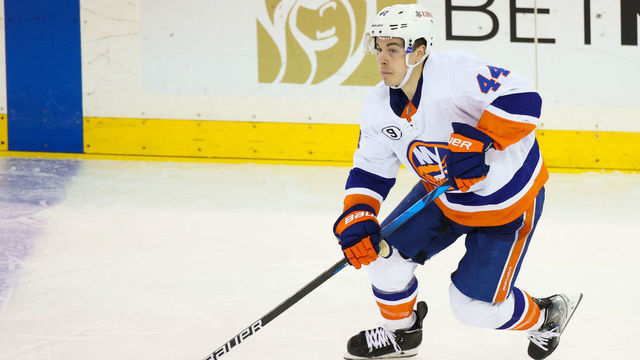 NEW YORK, NY - APRIL 01: New York Islanders Center Jean-Gabriel Pageau (44) skates with the puck during the third period of the National Hockey League game between the New York Islanders and the New York Rangers on April 1, 2022 at Madison Square Garden in New York, NY.