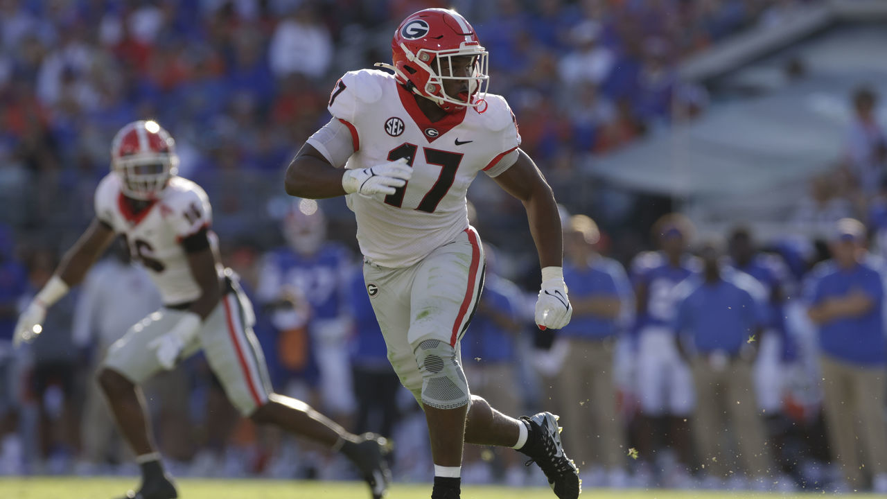 JACKSONVILLE, FL - OCTOBER 30: Georgia Bulldogs linebacker Nakobe Dean (17) during the game between the Georgia Bulldogs and the Florida Gators on October 30, 2021 at TIAA Bank Field in Jacksonville, Fl.