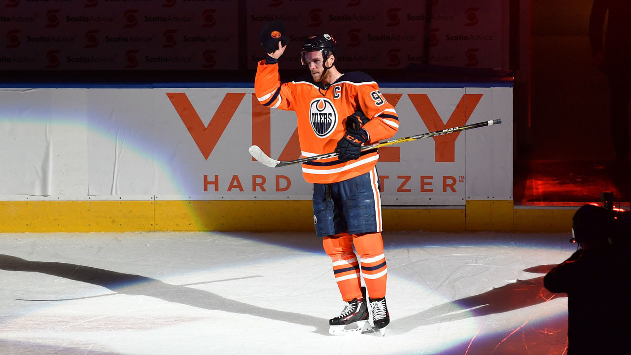 EDMONTON, AB - MARCH 30: Connor McDavid #97 of the Edmonton Oilers salutes the crowd after winning the game against the Los Angeles Kings on March 30, 2022 at Rogers Place in Edmonton, Alberta, Canada.