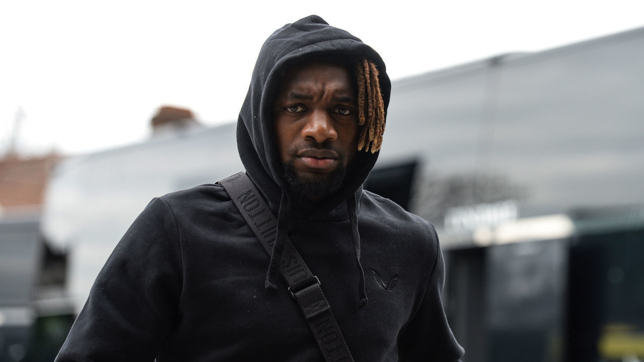 LONDON, ENGLAND - APRIL 03: Allan Saint-Maximin of Newcastle United FC (10) arrives for the Premier League match between Tottenham Hotspur and Newcastle United at Tottenham Hotspur Stadium on April 03, 2022 in London, England.