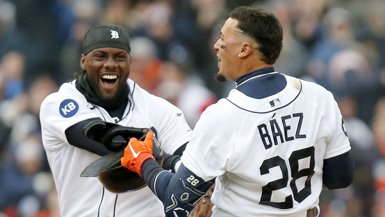 Tigers land shortstop Javier Baez on 6-year deal 