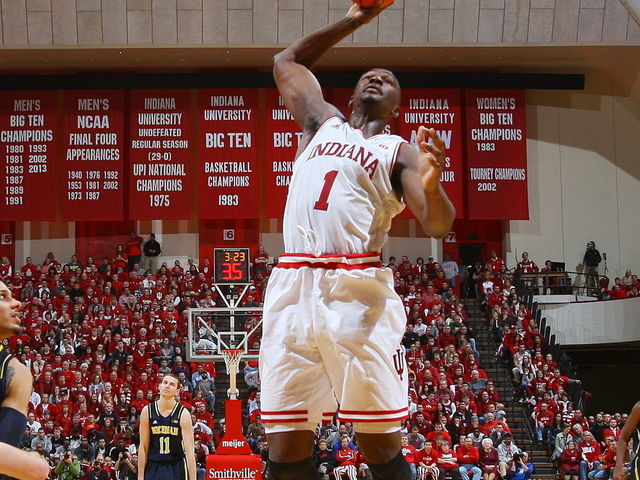 Report: Noah Vonleh visiting with Lakers, Kings, Celtics