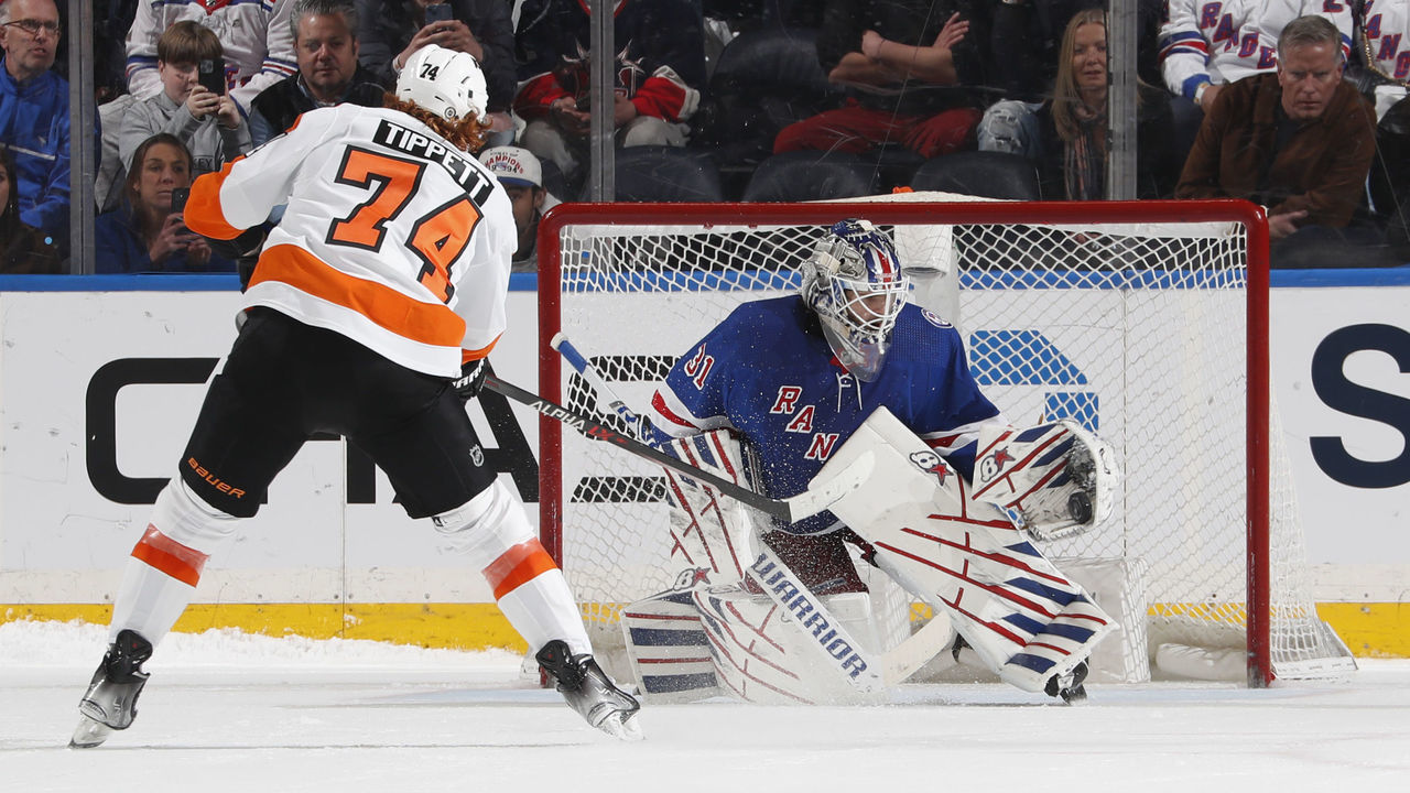 NEW YORK, NY - APRIL 03: Igor Shesterkin #31 of the New York Rangers tends the net against Owen Tippett #74 of the Philadelphia Flyers at Madison Square Garden on April 3, 2022 in New York City.