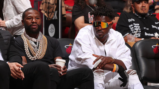 MIAMI, FL - FEBRUARY 26: Former MLB player, Alex Rodriguez, Boxer, Floyd Mayweather and NFL player, Antonio Brown attend the game between the San Antonio Spurs and the Memphis Grizzlies on February 26, 2022 at FTX Arena in Miami, Florida. Mandatory Copyright Notice: Copyright 2022 NBAE