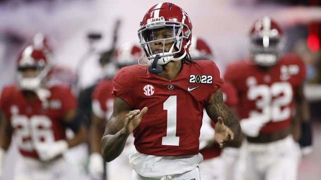 INDIANAPOLIS, IN - JANUARY 10: Alabama Crimson Tide wide receiver Jameson Williams (1) runs onto the field with his teammates prior to the CFP National Championship college football game against the Georgia Bulldogs on Jan. 10, 2022 at Lucas Oil Stadium in Indianapolis, Indiana.