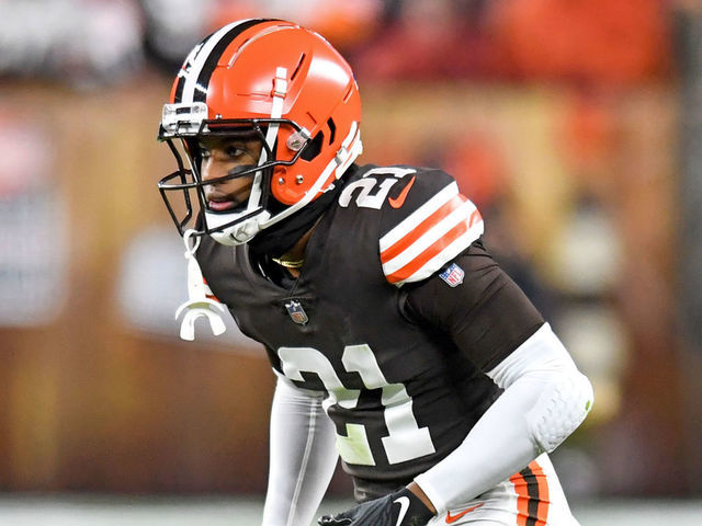 Cleveland Browns extension with Denzel Ward