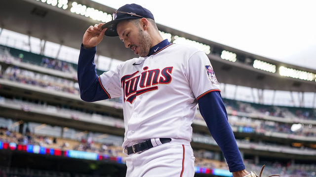 MINNEAPOLIS, MN - APRIL 10: Carlos Correa #4 of the Minnesota Twins looks on against the Seattle Mariners on April 10, 2022 at Target Field in Minneapolis, Minnesota.