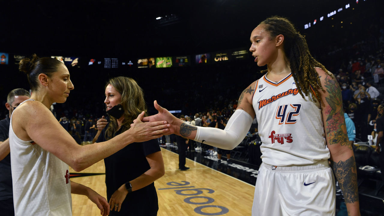 PHOENIX, AZ - OCTOBER 8: Diana Taurasi #3 and Brittney Griner #42 of the Phoenix Mercury celebrates after winning Game Five of the 2021 WNBA Semifinals against the Las Vegas Aces on October 8, 2021 at Footprint Center in Phoenix, Arizona. Mandatory Copyright Notice: Copyright 2021 NBAE