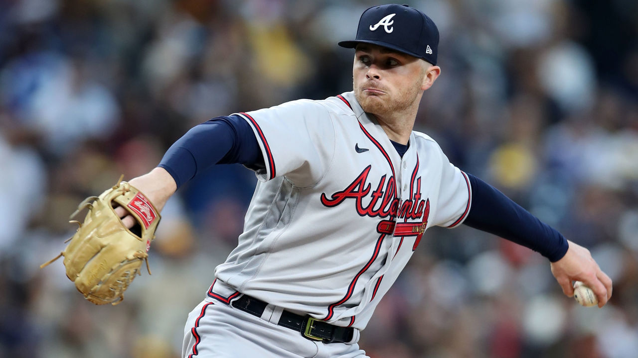 SAN DIEGO, CA - APRIL 14: Sean Newcomb #75 of the Atlanta Braves pitches during the game between the Atlanta Braves and the San Diego Padres at Petco Park on Thursday, April 14, 2022 in San Diego, California.