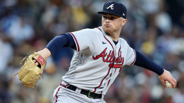 SAN DIEGO, CA - APRIL 14: Sean Newcomb #75 of the Atlanta Braves pitches during the game between the Atlanta Braves and the San Diego Padres at Petco Park on Thursday, April 14, 2022 in San Diego, California.