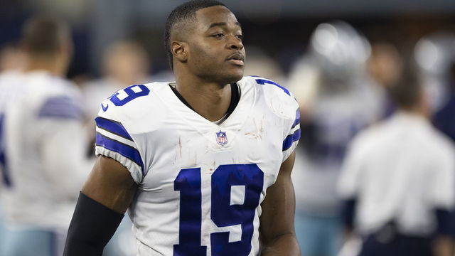 ARLINGTON, TEXAS - DECEMBER 26: Amari Cooper #19 of the Dallas Cowboys on the sidelines during a game against the Washington Football Team at AT&T Stadium on December 26, 2021 in Arlington, Texas. The Cowboys defeated the Football Team 56-14.