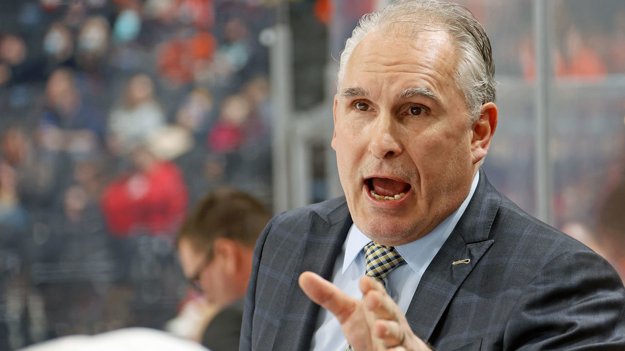 PHILADELPHIA, PA - FEBRUARY 22: Head Coach of the St Louis Blues Craig Berube speaks to players on his bench during the first period of his game against the Philadelphia Flyers at the Wells Fargo Center on February 22, 2022 in Philadelphia, Pennsylvania.