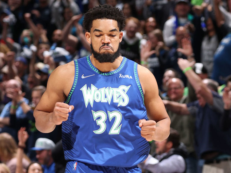 Towns Agrees To 4-year, $224M Maxiumum Extension With T-Wolves ...