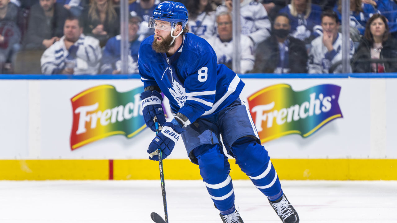 TORONTO, ON - APRIL 14: Jake Muzzin #8 of the Toronto Maple Leafs skates against the Washington Capitals during the third period at the Scotiabank Arena on April 14, 2022 in Toronto, Ontario, Canada.
