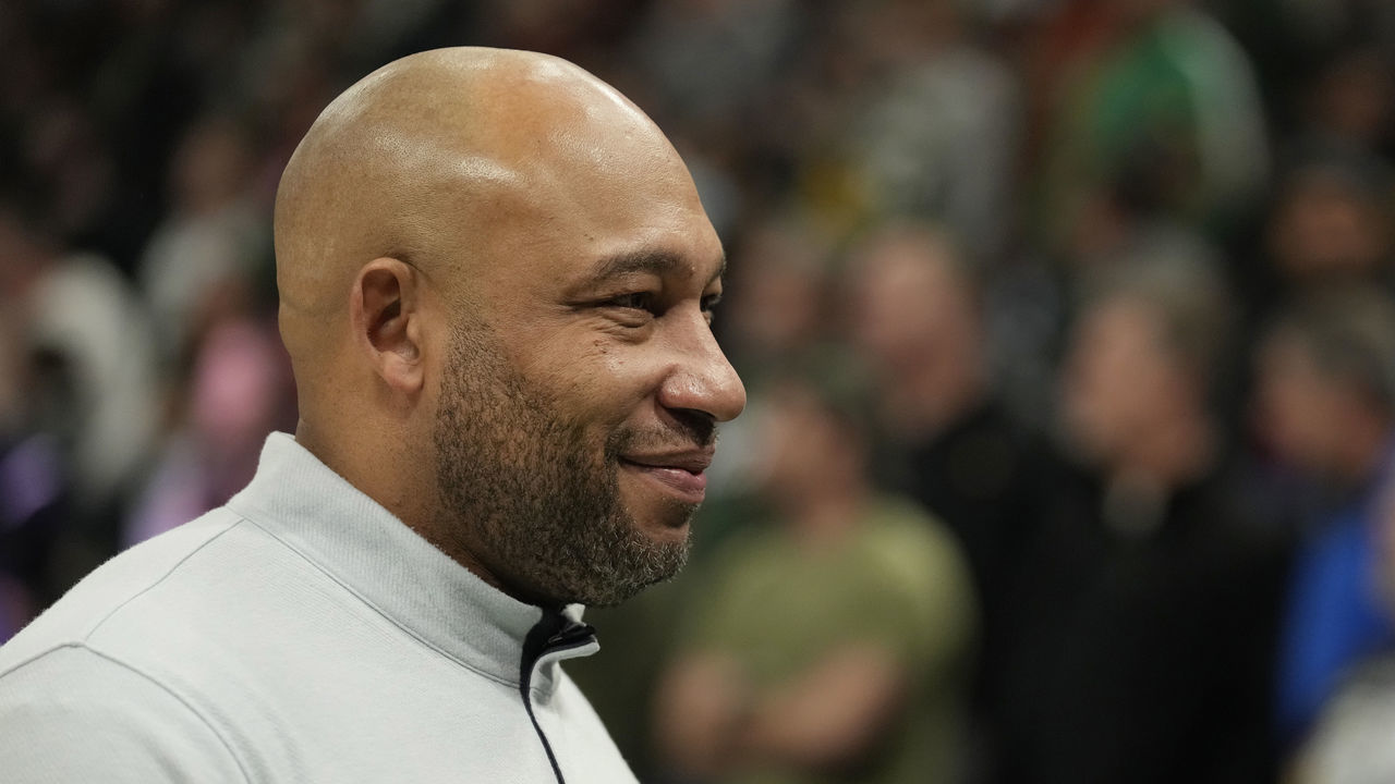 MILWAUKEE, WISCONSIN - MARCH 06: Assistant Coach Darvin Ham of the Milwaukee Bucks looks on during the second half against the Phoenix Suns at Fiserv Forum on March 06, 2022 in Milwaukee, Wisconsin. The Milwaukee Bucks defeated the Phoenix Suns 132-122.