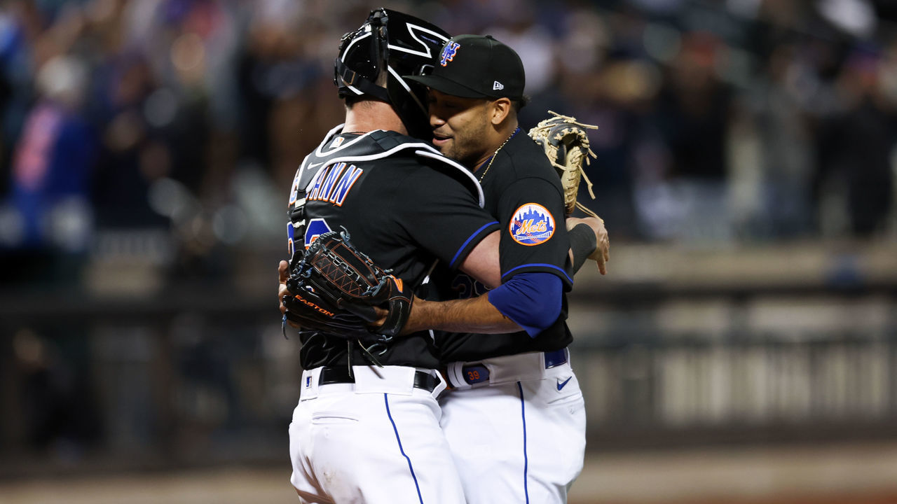 NEW YORK, NEW YORK - APRIL 29: Edwin Diaz #39 and James McCann #33 of the New York Mets celebrate after the final out completing a combined no-hitter in the game against the Philadelphia Phillies at Citi Field on April 29, 2022 in New York City.