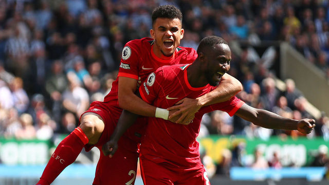 NEWCASTLE UPON TYNE, ENGLAND - APRIL 30: Naby Keita of Liverpool celebrates scoring the opening goal with team-mate Luis Diaz during the Premier League match between Newcastle United and Liverpool at St. James Park on April 30, 2022 in Newcastle upon Tyne, England.