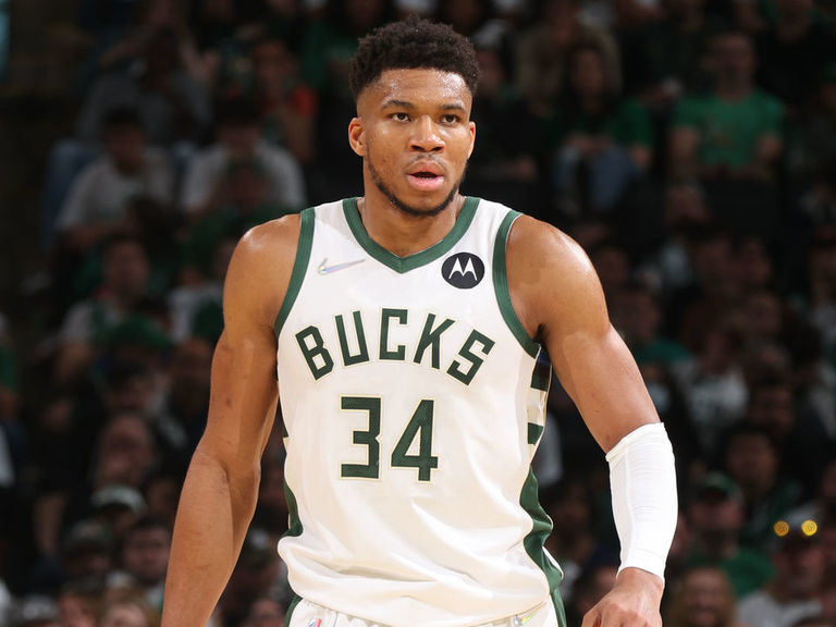 giannis 2s