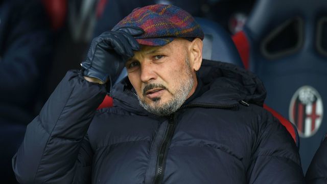 BOLOGNA, ITALY - MARCH 06: Sinisa Mihajlovic head coach of Bologna FC looks onduring the Serie A match between Bologna FC and Torino FC at Stadio Renato Dall'Ara on March 06, 2022 in Bologna, Italy.