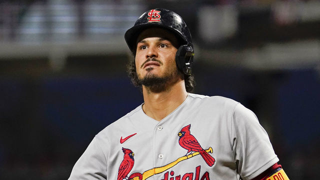 CINCINNATI, OH - APRIL 22: Nolan Arenado #28 of the St. Louis Cardinals warms up in the sixth inning during the game between the St. Louis Cardinals and the Cincinnati Reds at Great American Ball Park on Friday, April 22, 2022 in Cincinnati, Ohio.