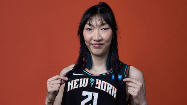 BROOKLYN, NY - MAY 01: Han Xu #21 of the New York Liberty poses for a portrait during media day at the Barclays Center on May 1, 2022 in Brooklyn, New York. NOTE TO USER: User expressly acknowledges and agrees that, by downloading and/or using this photograph, user is consenting to the terms and conditions of the Getty Images License Agreement. Mandatory Copyright Notice: Copyright 2022 NBAE