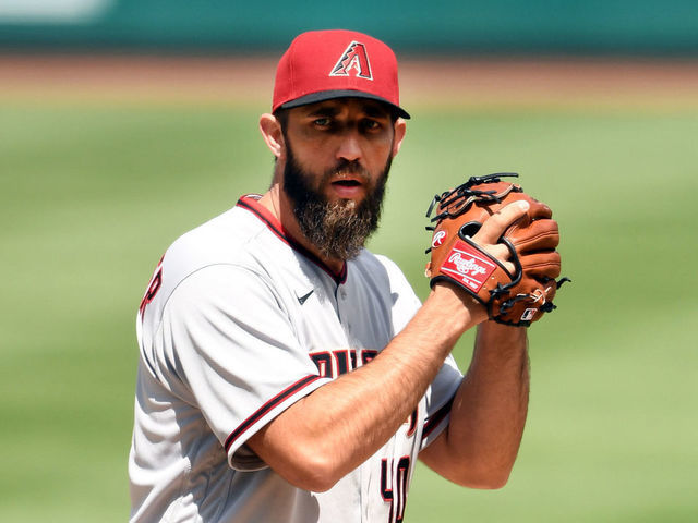 Diamondbacks' Madison Bumgarner ejected after just one inning