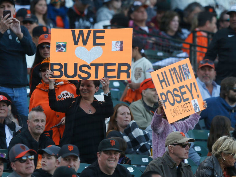 Buster Posey Autograph Event @ Oracle Park (Public Signing