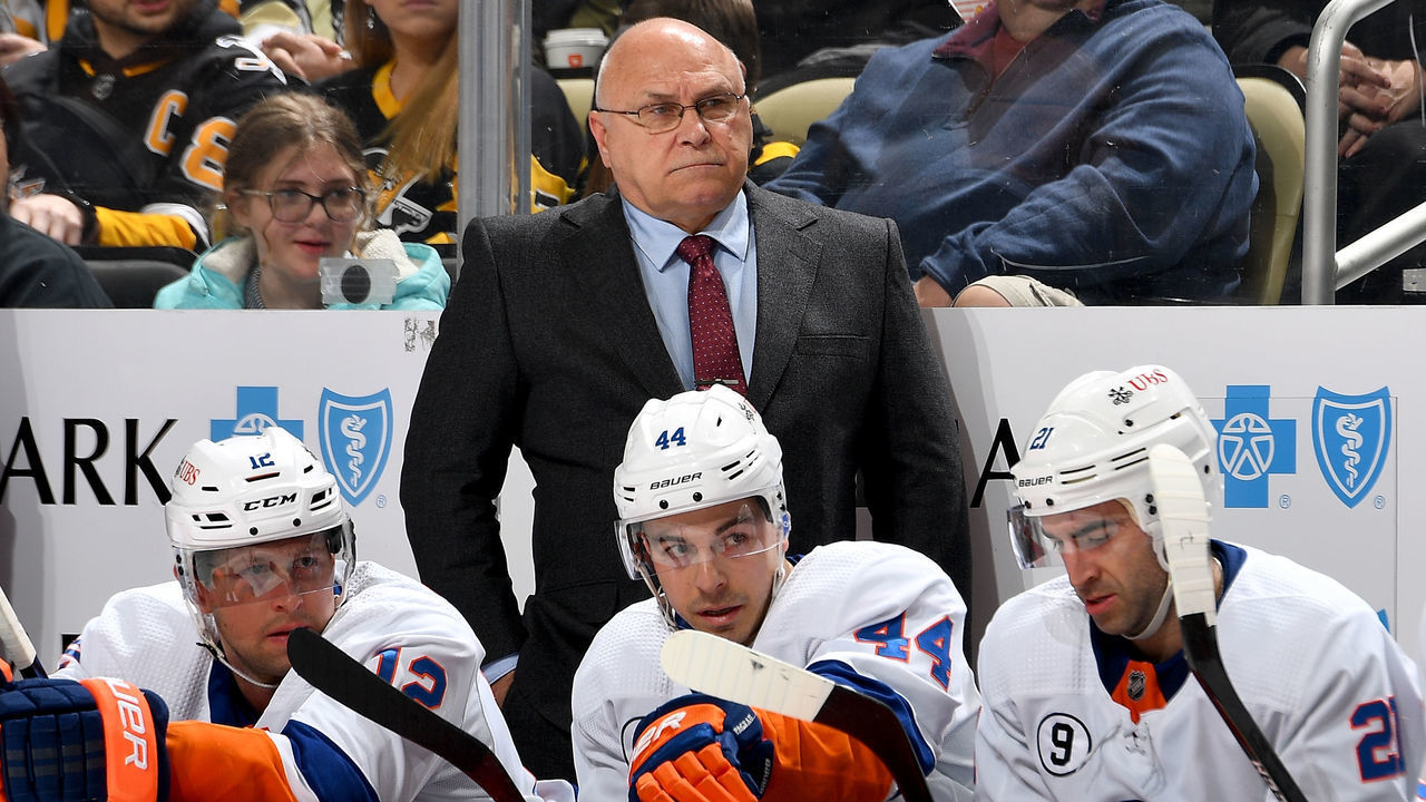 PITTSBURGH, PA - APRIL 14: Barry Trotz of the New York Islanders looks on against the Pittsburgh Penguins at PPG PAINTS Arena on April 14, 2022 in Pittsburgh, Pennsylvania.