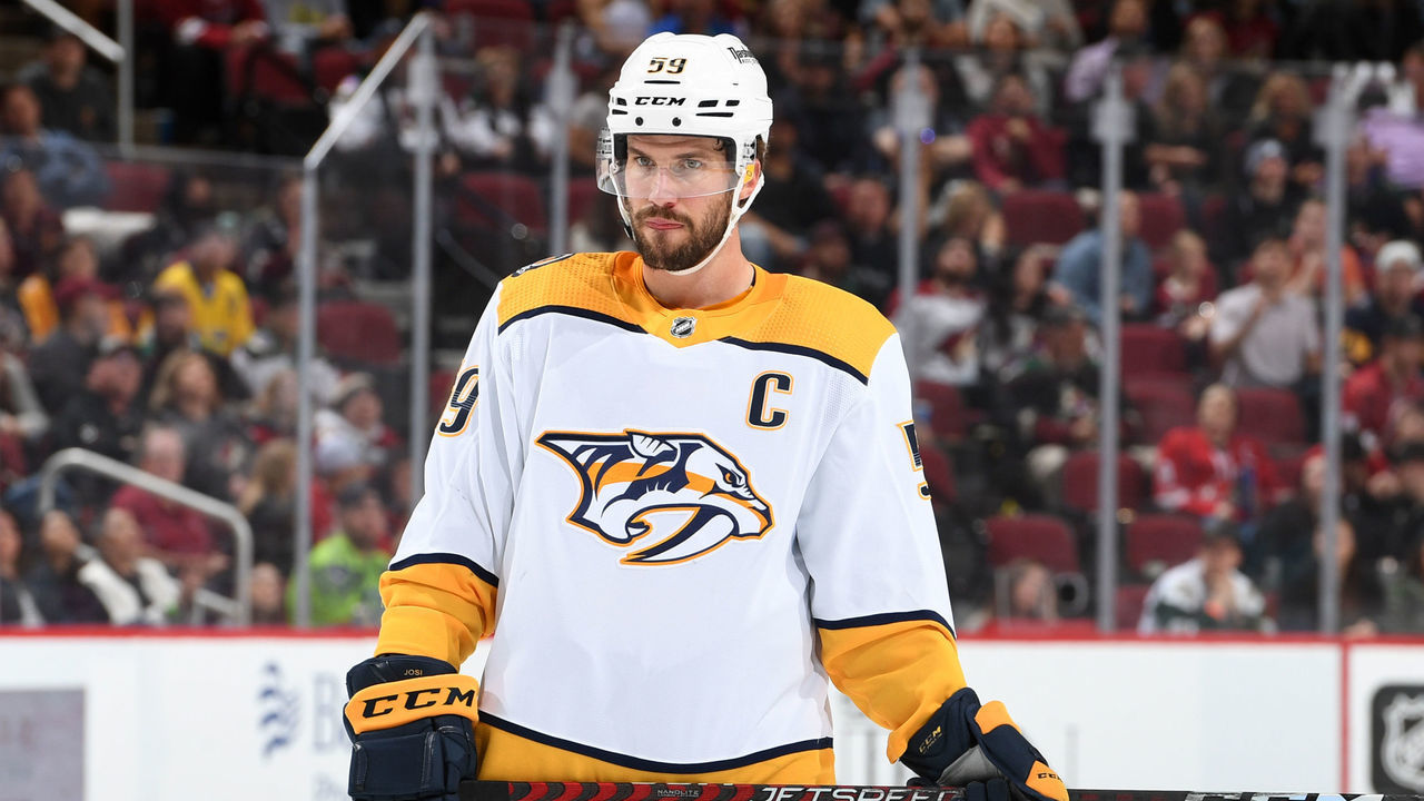 GLENDALE, ARIZONA - APRIL 29: Roman Josi #59 of the Nashville Predators gets ready during a face off against the Arizona Coyotes at Gila River Arena on April 29, 2022 in Glendale, Arizona.