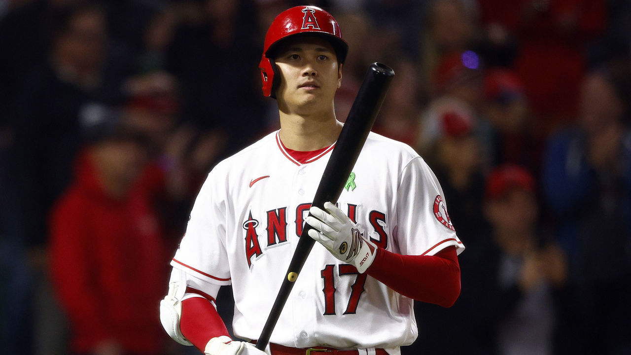 ANAHEIM, CALIFORNIA - MAY 09: Shohei Ohtani #17 of the Los Angeles Angels at Angel Stadium of Anaheim on May 09, 2022 in Anaheim, California.