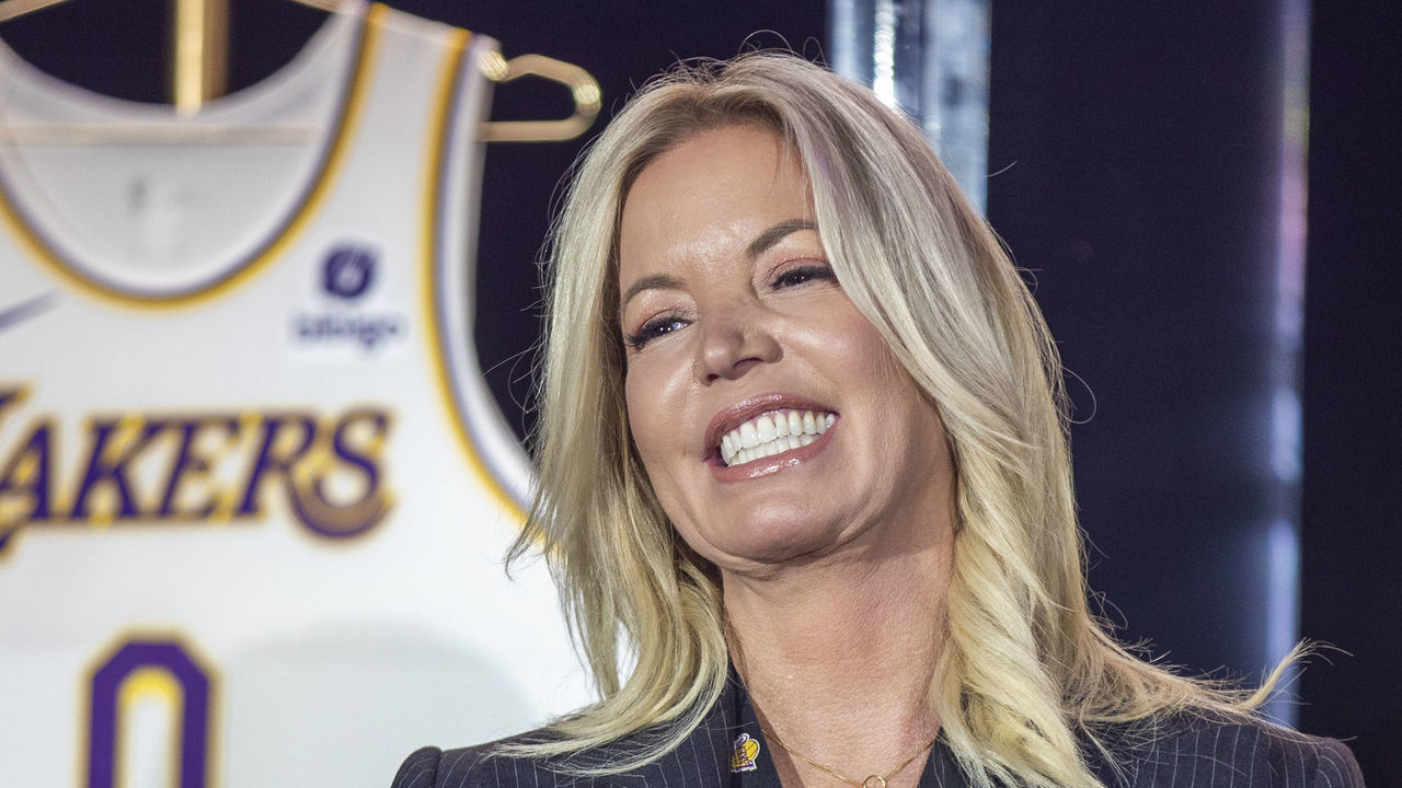 EL SEGUNDO, CA - September 20: Wookho Kyeong, left, CMO of CJ CheilJedang, and Jeanie Buss, CEO / Governor / Co-owner of the Los Angeles Lakers, toast as the Lakers host a 2021-2022 season kick-off event to unveil and announce a new global marketing partnership with Bibigo, which will appear on the Lakers jersey at the UCLA Health Training Center in El Segundo on Monday, Sept. 20, 2021. (Allen J. Schaben / Los Angeles Times via Getty Images)