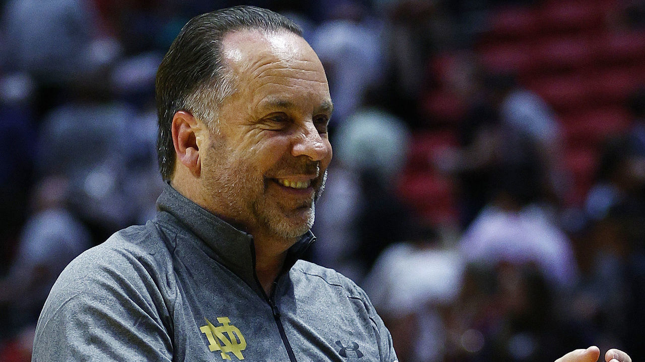 SAN DIEGO, CALIFORNIA - MARCH 18: Head coach Mike Brey of the Notre Dame Fighting Irish celebrates after defeating the Alabama Crimson Tide n the first round game of the 2022 NCAA Men's Basketball Tournament at Viejas Arena at San Diego State University on March 18, 2022 in San Diego, California.