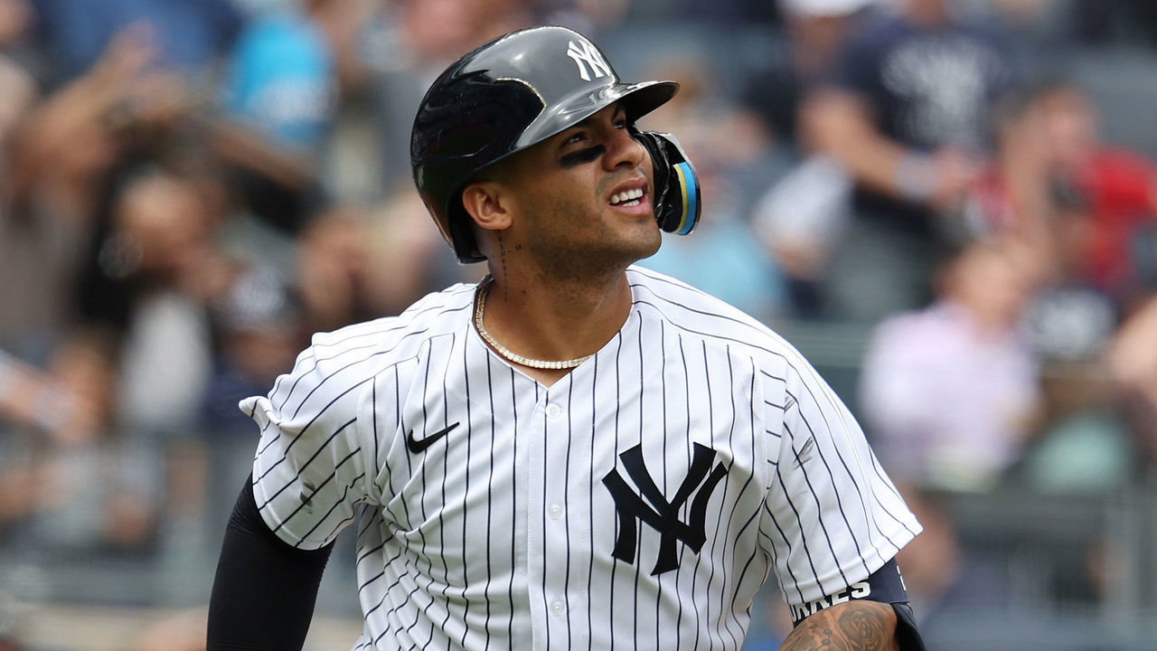 NEW YORK, NEW YORK - MAY 11: Gleyber Torres #25 of the New York Yankees rounds the bases after hitting a three run home run in the fourth inning against Jose Berrios #17 of the Toronto Blue Jays during their game at Yankee Stadium on May 11, 2022 in New York City.