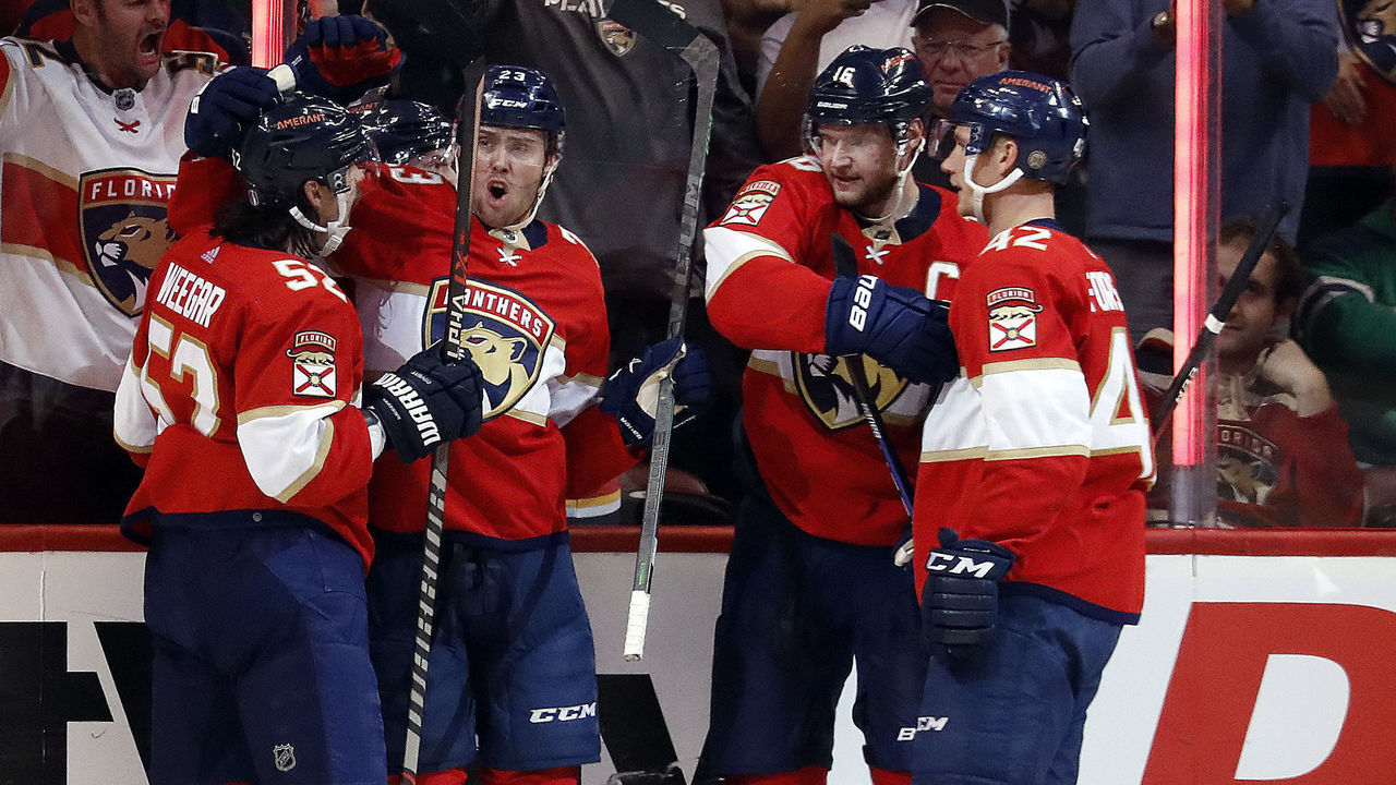 SUNRISE, FL - MAY 11: Carter Verhaeghe #23 of the Florida Panthers celebrates his goal with teammates during the second period against the Washington Capitals in Game Five of the First Round of the 2022 Stanley Cup Playoffs at the FLA Live Arena on May 11, 2022 in Sunrise, Florida.
