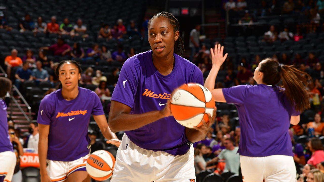 PHOENIX, AZ - MAY 11: Tina Charles #31 of the Phoenix Mercury warms up before the game against the Seattle Storm on May 11, 2022 at Footprint Center in Phoenix, Arizona. Mandatory Copyright Notice: Copyright 2022 NBAE
