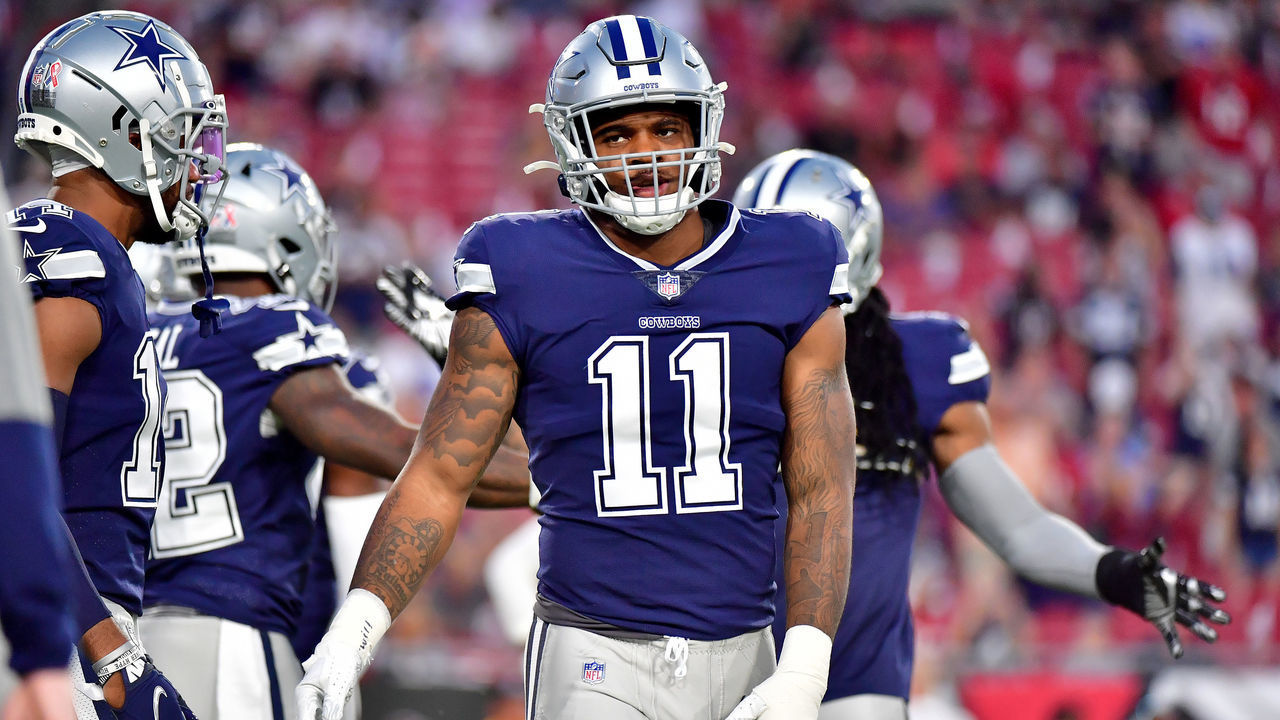 TAMPA, FLORIDA - SEPTEMBER 09: Micah Parsons #11 of the Dallas Cowboys looks on before the game against the Tampa Bay Buccaneers at Raymond James Stadium on September 09, 2021 in Tampa, Florida.