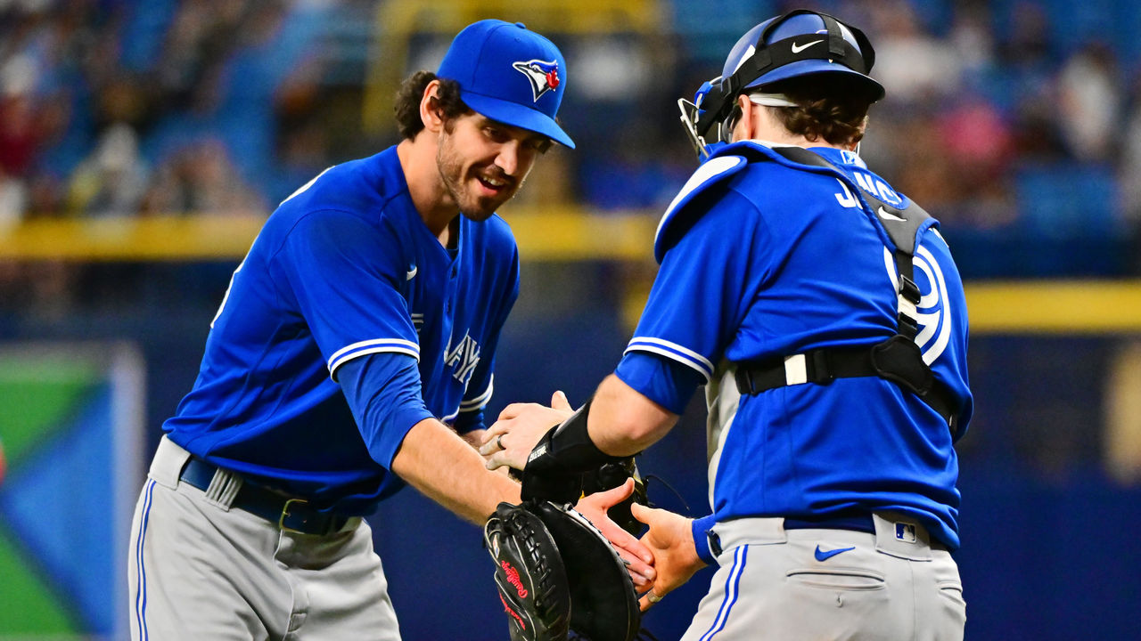 Hernandez, Jansen homer as Jays beat end Rays 5-1