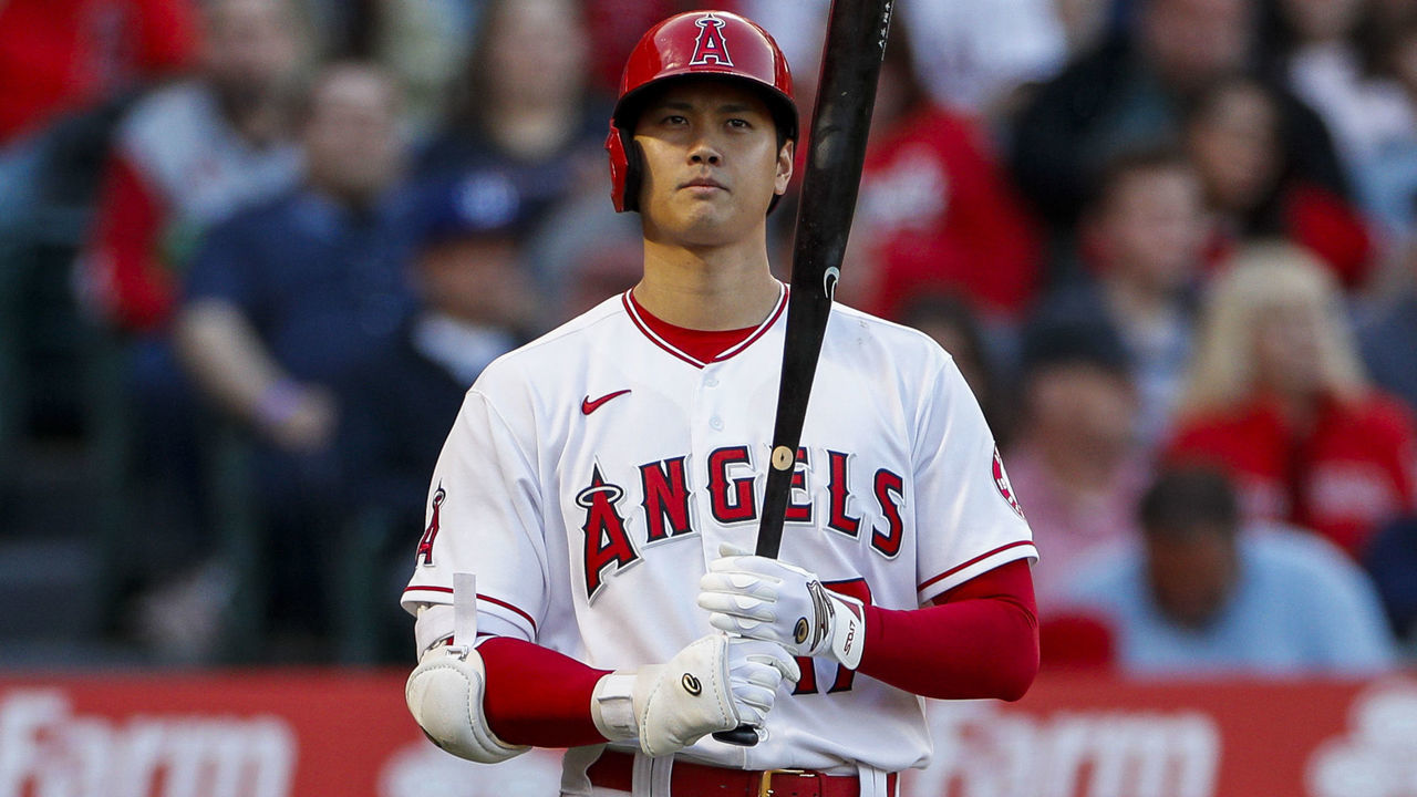 ANAHEIM, CA - MAY 07: Los Angeles Angels designated hitter Shohei Ohtani (17) walks up to home plate during a regular season MLB game between the Los Angeles Angels and the Washington Nationals on May 7, 2022 at Angel Stadium in Anaheim, CA.