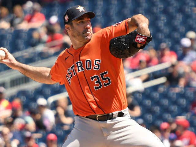 Verlander pitches 3rd career no-hitter, Astros beat Jays 2-0