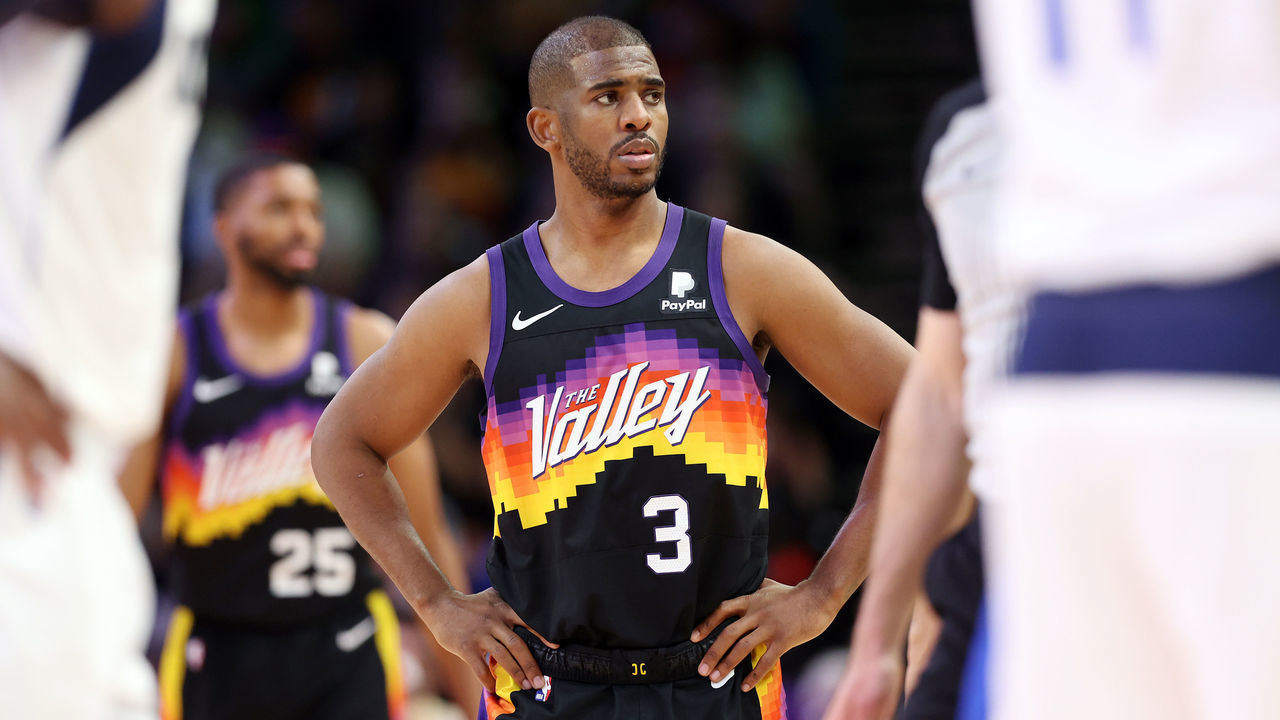PHOENIX, ARIZONA - MAY 15: Chris Paul #3 of the Phoenix Suns reacts during the third quarter against the Dallas Mavericks in Game Seven of the 2022 NBA Playoffs Western Conference Semifinals at Footprint Center on May 15, 2022 in Phoenix, Arizona. NOTE TO USER: User expressly acknowledges and agrees that, by downloading and/or using this photograph, User is consenting to the terms and conditions of the Getty Images License Agreement.