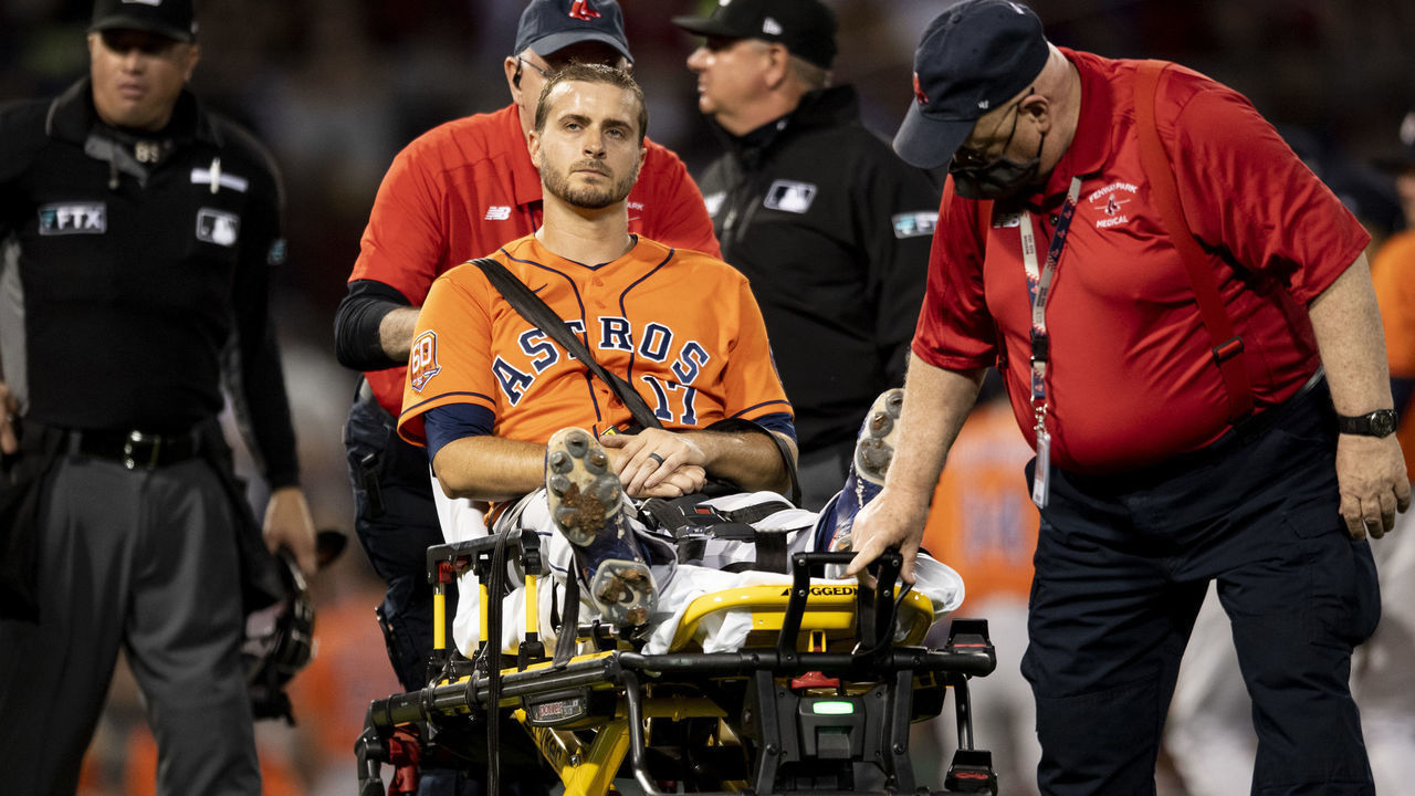 BOSTON, MA - MAY 16: Jake Odorizzi #17 of the Houston Astros reacts as he is removed from the game after an injury during the fifth inning of a game against the Boston Red Sox on May 16, 2022 at Fenway Park in Boston, Massachusetts.