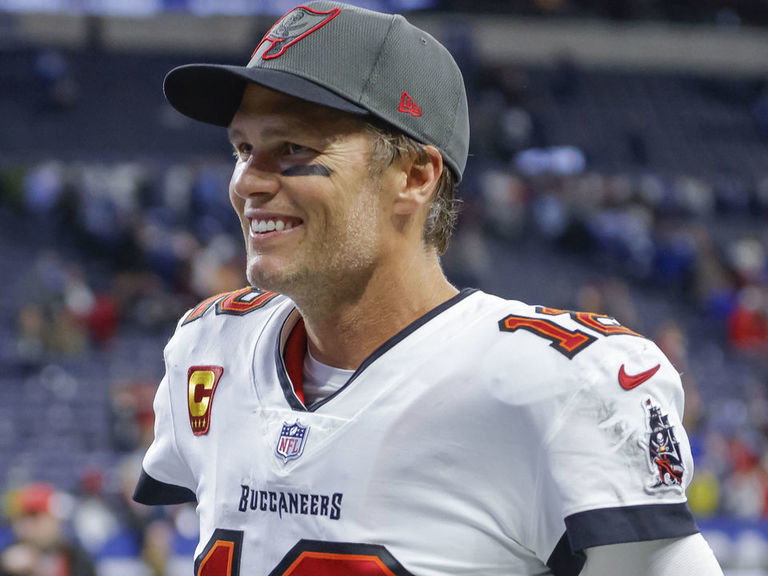 Buccaneers' Tom Brady purchases Major League Pickleball expansion