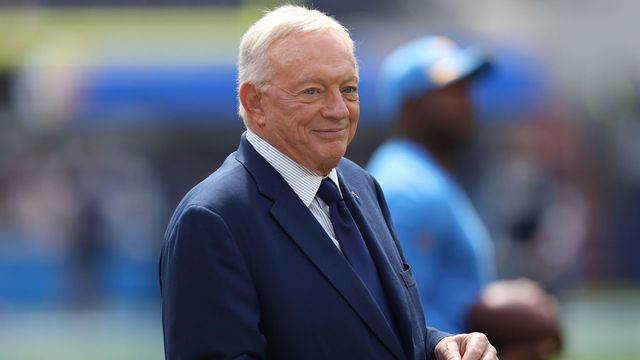 INGLEWOOD, CALIFORNIA - SEPTEMBER 19: Owner Jerry Jones of the Dallas Cowboys at SoFi Stadium on September 19, 2021 in Inglewood, California.