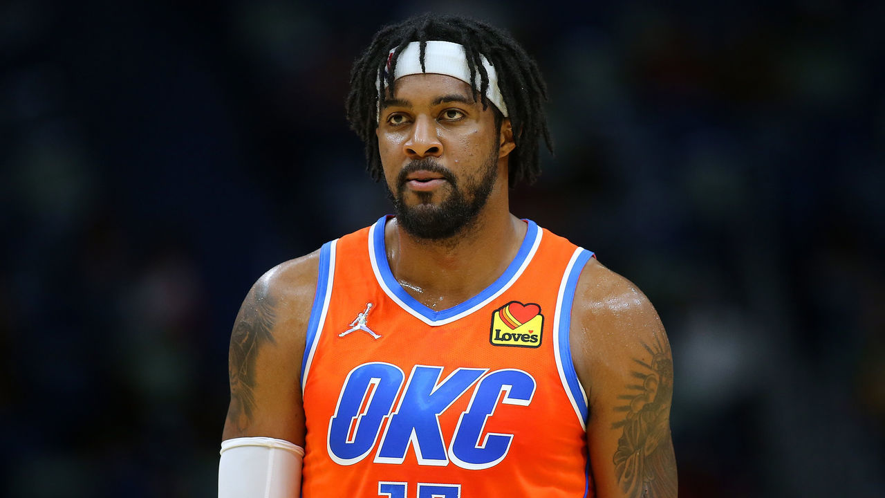NEW ORLEANS, LOUISIANA - NOVEMBER 10: Derrick Favors #15 of the Oklahoma City Thunder reacts against the New Orleans Pelicans during a game at the Smoothie King Center on November 10, 2021 in New Orleans, Louisiana.