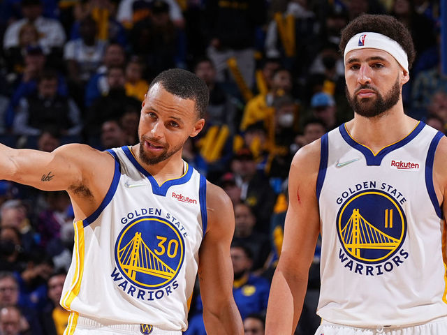 SAN FRANCISCO, CA - APRIL 18: Stephen Curry #30 and Klay Thompson #11 of the Golden State Warriors look on against the Denver Nuggets during Round 1 Game 2 of the 2022 NBA Playoffs on April 18, 2022 at the Chase Center in San Francisco, California. NOTE TO USER: User expressly acknowledges and agrees that, by downloading and/or using this Photograph, user is consenting to the terms and conditions of the Getty Images License Agreement. Mandatory Copyright Notice: Copyright 2022 NBAE