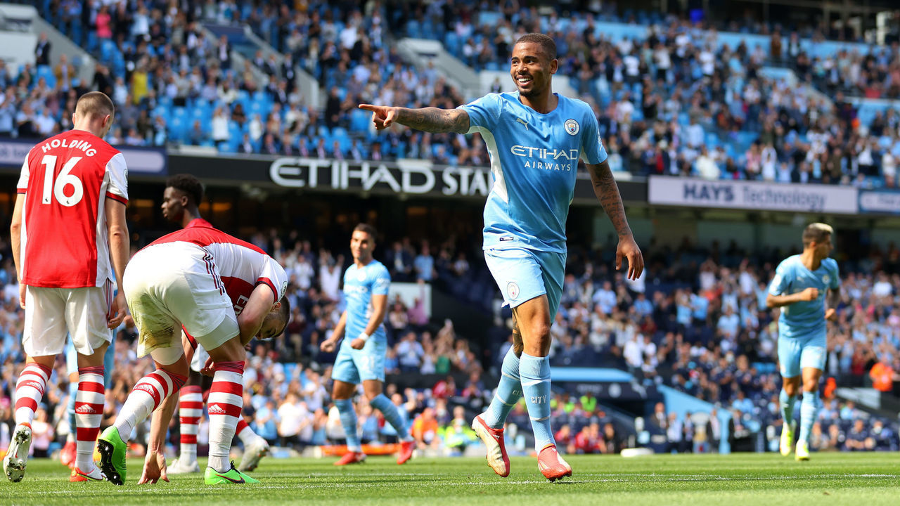 MANCHESTER, ENGLAND - AUGUST 28: Gabriel Jesus of Manchester City celebrates after scoring his team's third goal during the Premier League match between Manchester City and Arsenal at Etihad Stadium on August 28, 2021 in Manchester, England.