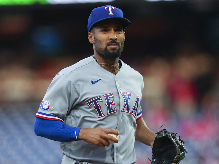 Marcus Semien Texas Rangers Unsigned Preparing to Bat