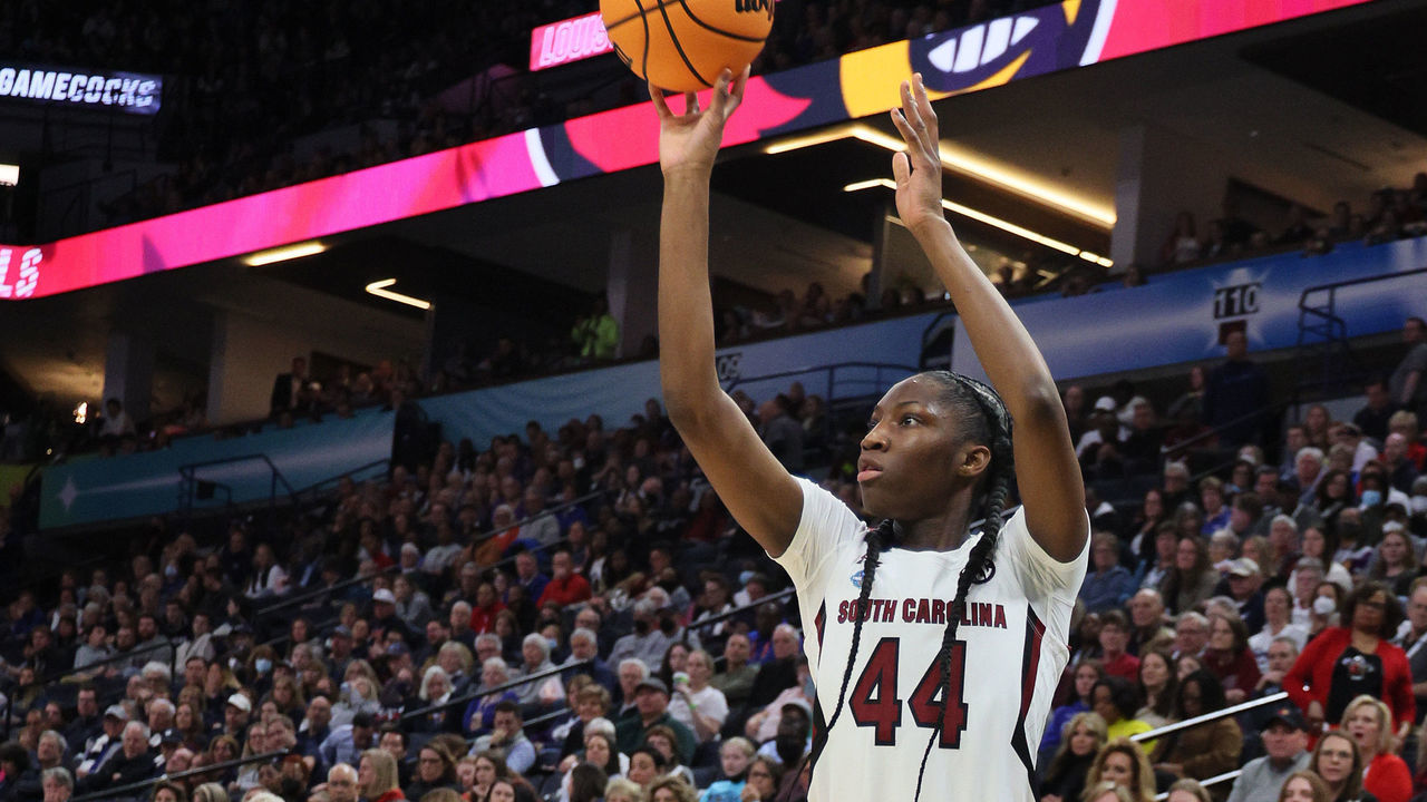 MINNEAPOLIS, MINNESOTA - APRIL 01: Saniya Rivers #44 of the South Carolina Gamecocks shoots the ball in the second quarter against the Louisville Cardinals during the 2022 NCAA Women's Final Four semifinal game at Target Center on April 01, 2022 in Minneapolis, Minnesota.