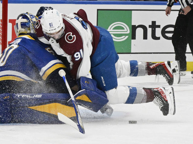 Jordan Binnington injury: Out for series after Nazem Kadri hit